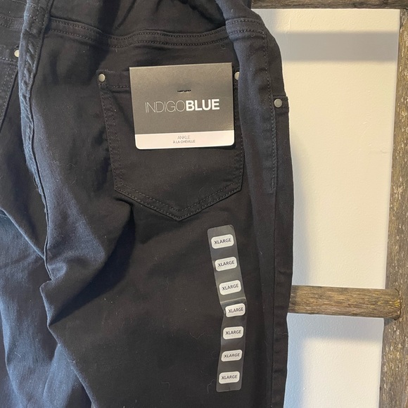 Indigo Blue Secret Fit Belly Ankle Maternity Jeggings - Picture 8 of 9